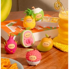 Figura Tayto Potato Frutas Tropicales Serie Smoko Minifigura 2.5 Pulgadas