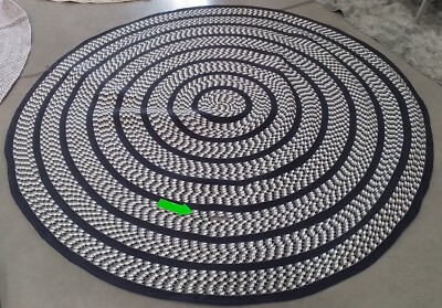 IVORY / NAVY 8'-0'' x 8'-0'' Broken Thread Rug Reduced Price 1172775580 BRD401D-8R