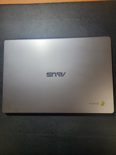 Asus Laptop, 128GB SD Card, Case & Headphones/bag Included, Pink - Afbeelding 2 van 6