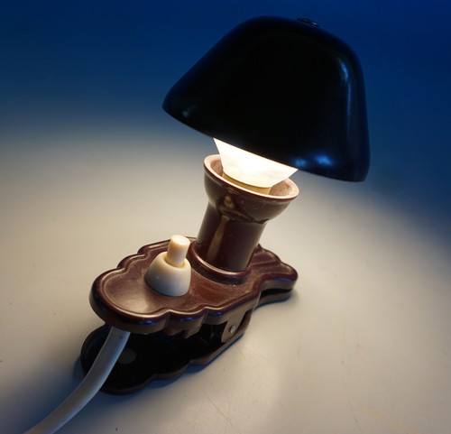 Kleine Art Deco Klemmlampe Leuchte Lampe Bakelit um 1920/30 (F23-444)