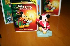 2000 McDonald's Walt Disney Once Upon A Christmas Mickey Happy Meal Toy