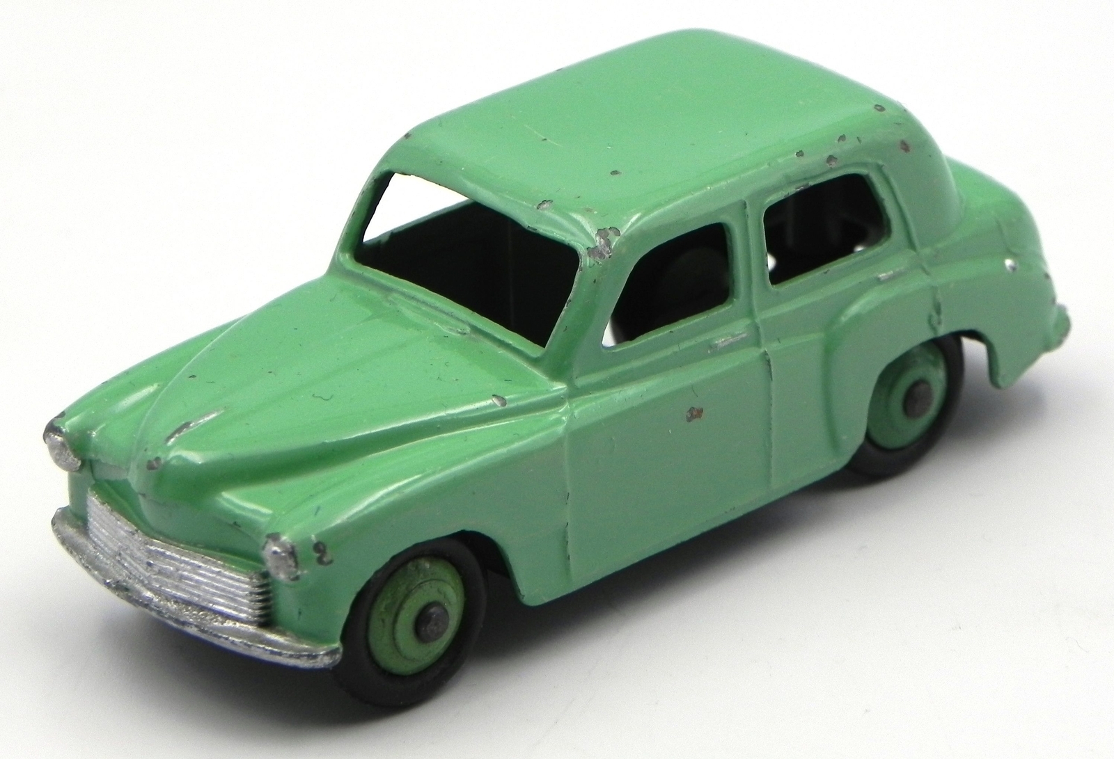在庫処分セール】 処分価格 SPOT-ON HILLMAN MINX 1800ミニカー