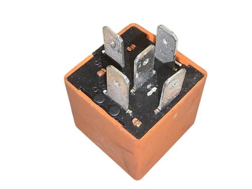 Relais Lüfterrelais Kühler Kühlerrelais Opel Vectra B Omega B "ORANGE" 90459640