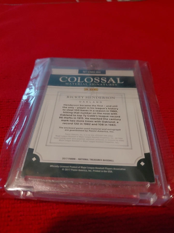 National Treasures Colossal Rickey Henderson 2017 automático/material #CMS-RH 15/15 Foto 3 de 3