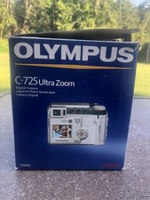 Olympus C-725 Ultra Zoom Digital Camera Comedia 225490 Untested