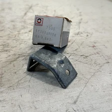NEW OEM ACDELCO/GM 25509130 BRACKET, RADIO ANTENNA GR 9.647