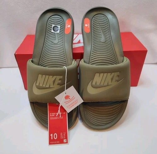 Nike Scivoli Victori One Donna Oliva Media Donna