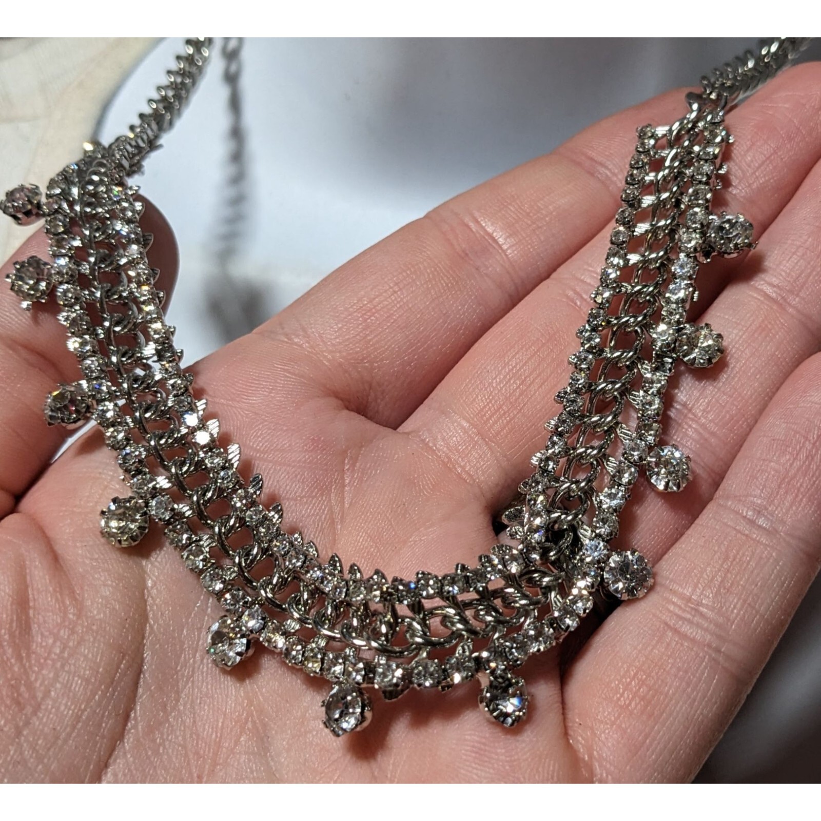 Elegant Silver Rhinestone Statement Necklace - image 8