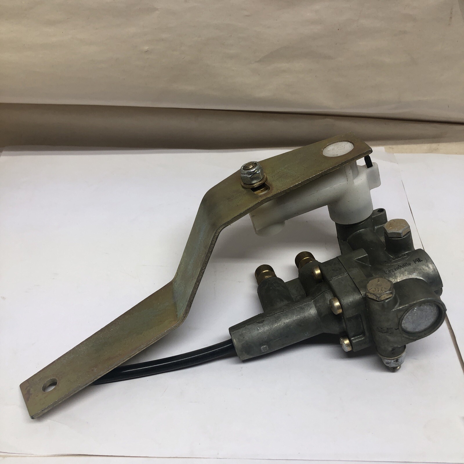 NEW Hadley for Peterbilt H00450CE Airide Height Control VALVE eBay