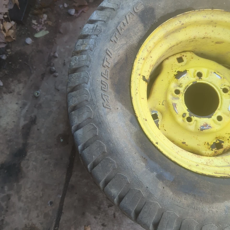 John Deere 420 Garden Tractor Rear Tire and Wheel 26x12-12 - Image 2 of 4