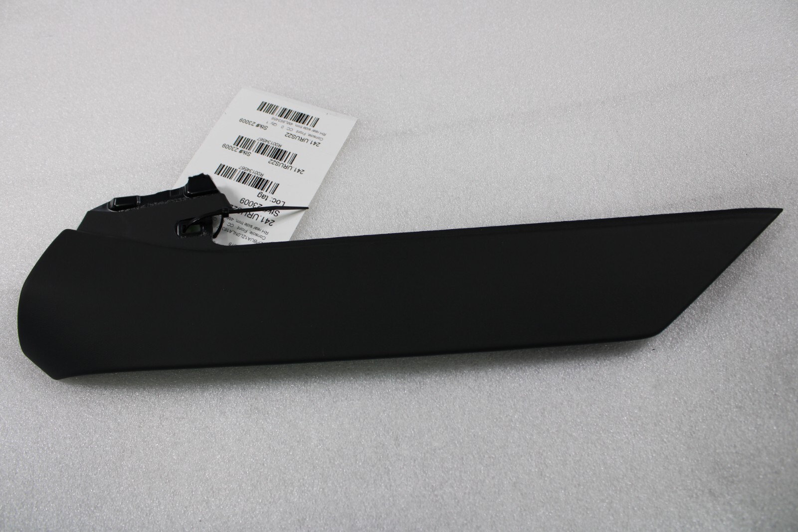 Lamborghini Urus, RH, Right, Rear Side Trim, Used, P/N 4ML863456
