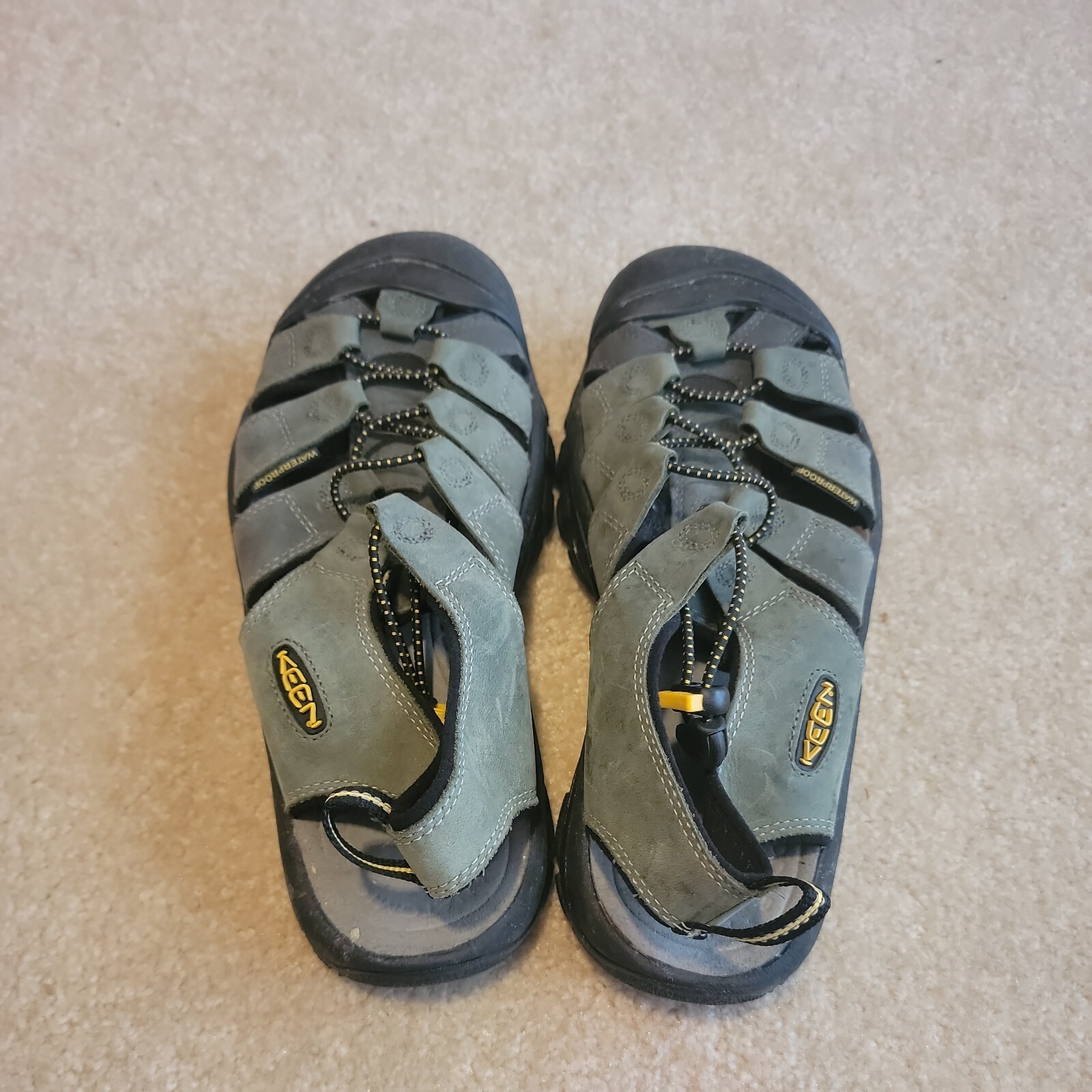 Sandali sportivi Keen Newport da uomo impermeabili verdi 110220 CHCL taglia 9 5 US