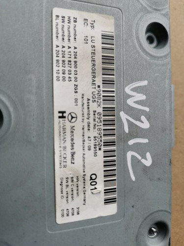 MERCEDES S CLASS W221 W164 W212 W245 HARMAN BECKER IPOD INTERFACE A2049000300 - Picture 2 of 4