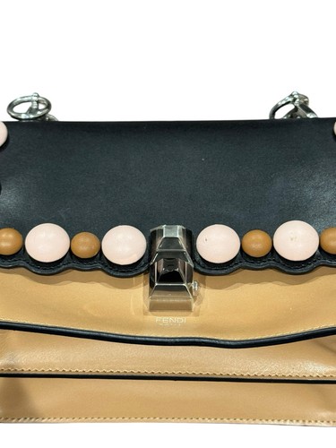 Fendi Schultertasche braun/schwarz Leder Nieten Mini Kan I Kette - Bild 3 von 8