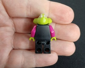 Lego Space Alien Conquest Alien Pilot Minifigure ac002 from 7050 7067 7052