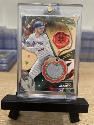 2024 Topps Holiday - Relics Pete Alonso #RC-PA (MEM) GAME USED MEMORABILIA /99