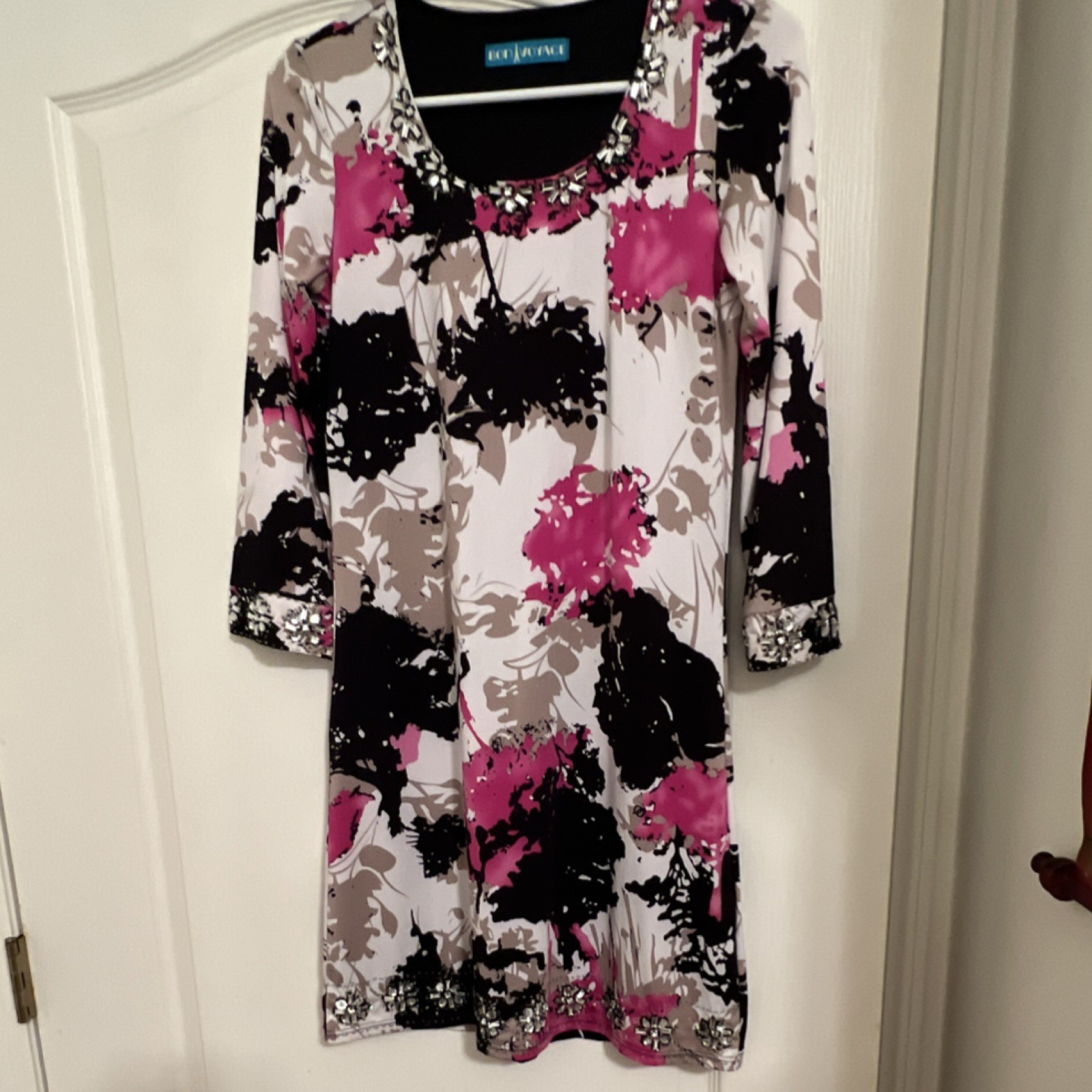 Bon Voyage Black Pink Abstract Wrap Dress Scoop Neck 3/4 Sleeve Beaded Size S