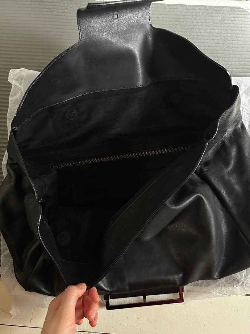 Givenchy Leather Handbag Black 20cm x 44cm x 19cm Shoulder Bag Used thumbnail 5