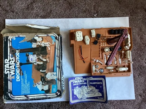 STAR WARS DROID FACTORY SET   1979 KENNER