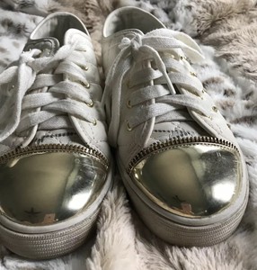 michael kors trainers size 4