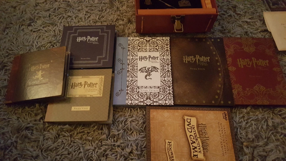 Harry Potter Prestige Collection DVD Set ~ Case ~ Bookmarks ~ Game ~Bonus ~ Rare - Image 4 of 4
