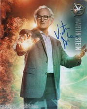 Victor Garber Flash Autographed Signed 8x10 Photo COA 