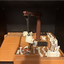 Kenner Vintage Star Wars Droid Factory With R2-D2 100% Complete Axels And Hoses