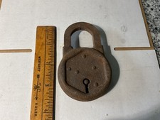 Vintage Unknown Mfg Padlock no key - unique 