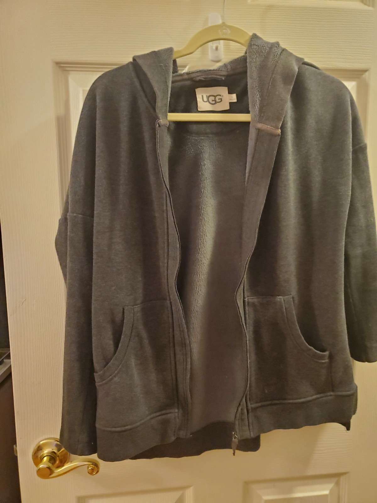 UGG Sweatshirt - image 10