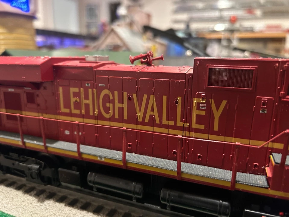 MTH 20-20279-1 Lehigh Valley ES44AC Diesel LN/Box - Image 4 of 4