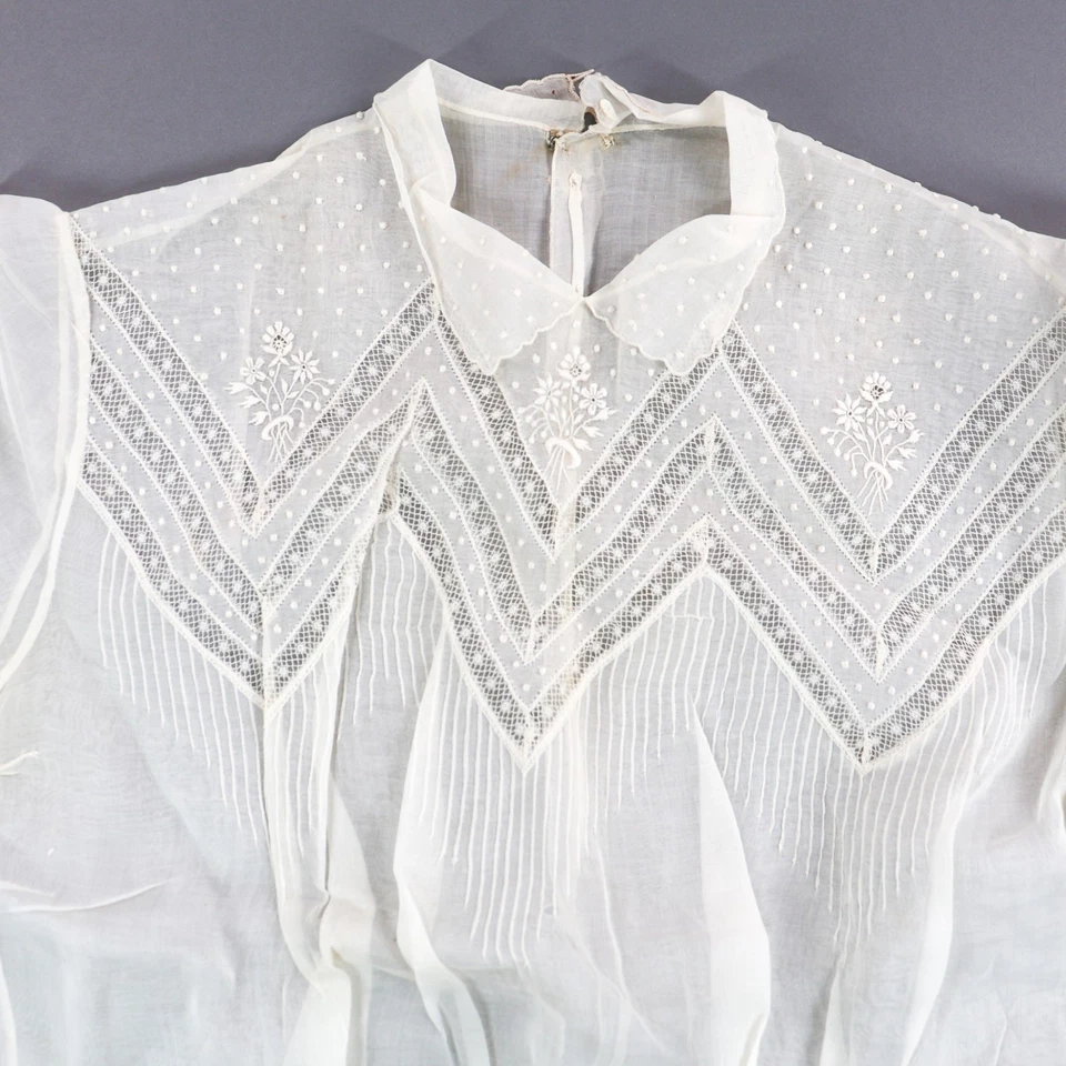 Vtg White Organdy Blouse Top Embroidered Sheer Lace Bodice 1940s France Size 34 - Image 4 of 4