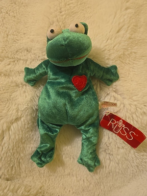 Rare HTF Russ Berrie Wishlings Collection Plush Green Frog W/ Red
