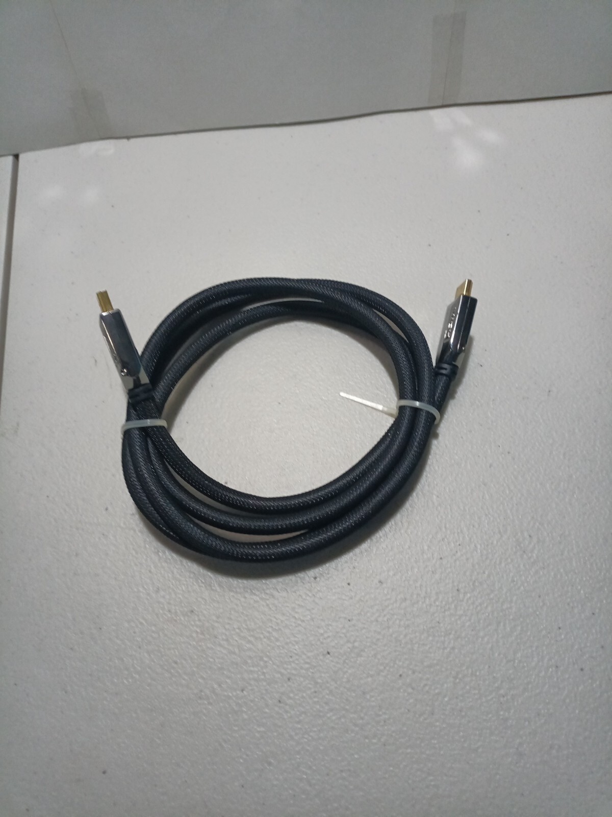 HDMI Cable 5ft for BLURAY 3d DVD Ps3 HDTV Xbox LCD HD TV 1080p 1.4-image