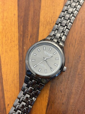 Qmax Men's Watch Black Dial 40mm New Battery