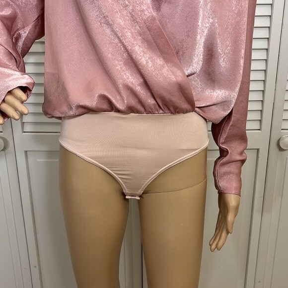 Revolve L’Academie Victoire Bodysuit Mauve Crinkled Satin Fabric Small View 5