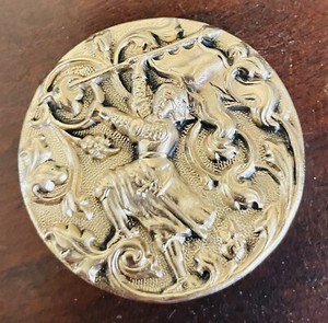 Ex Rare antique JOAN OF ARC brass repousse Button, Ça.,1880s/1890s.