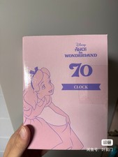 Disney Alicia en el País de las Maravillas 70 Aniversario Conejo Blanco Reloj de Mesa Oficialmente