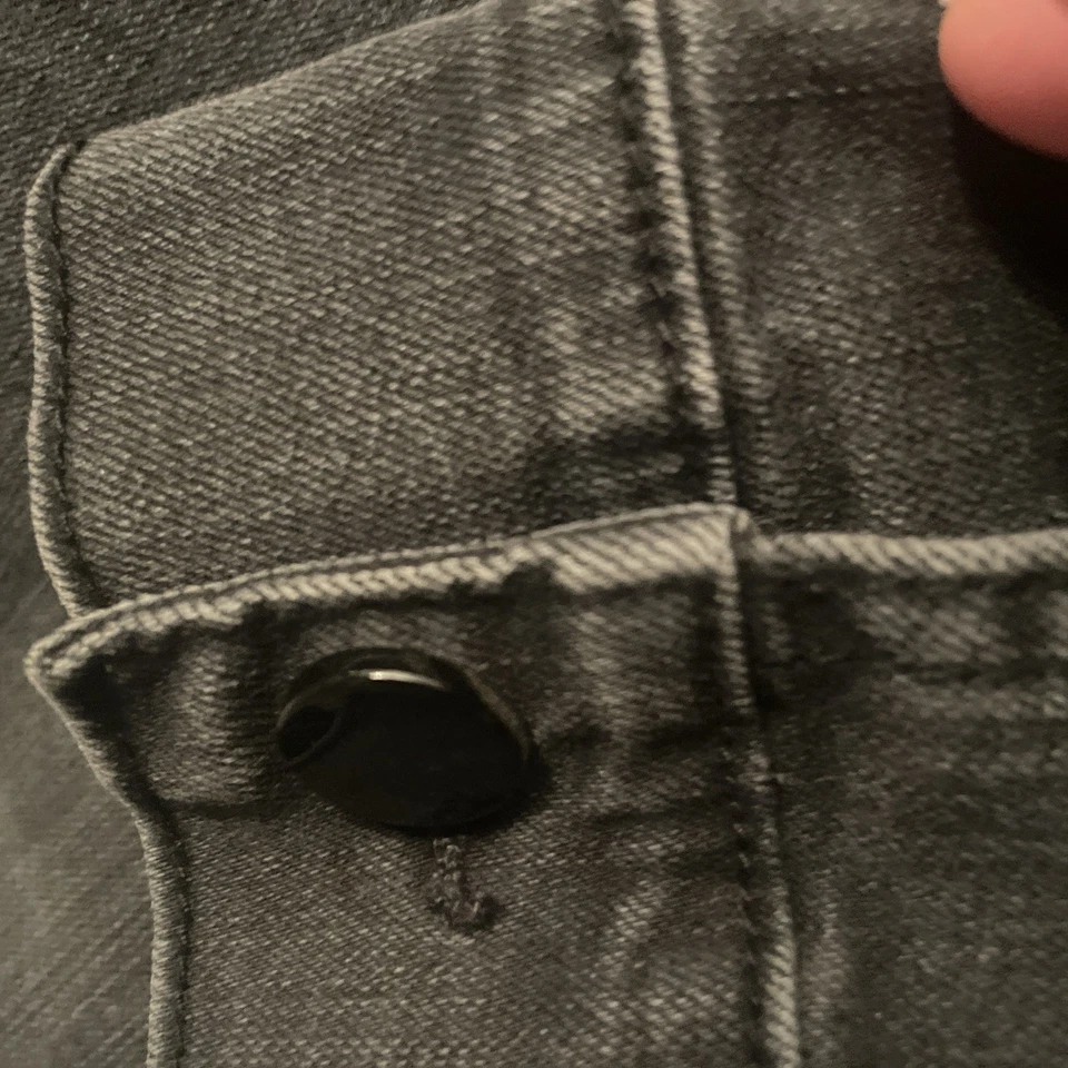 LOGO Lori Goldstein Sz 8 Vintage Black Button Front Denim Jacket Released Hem   - Image 4 of 4