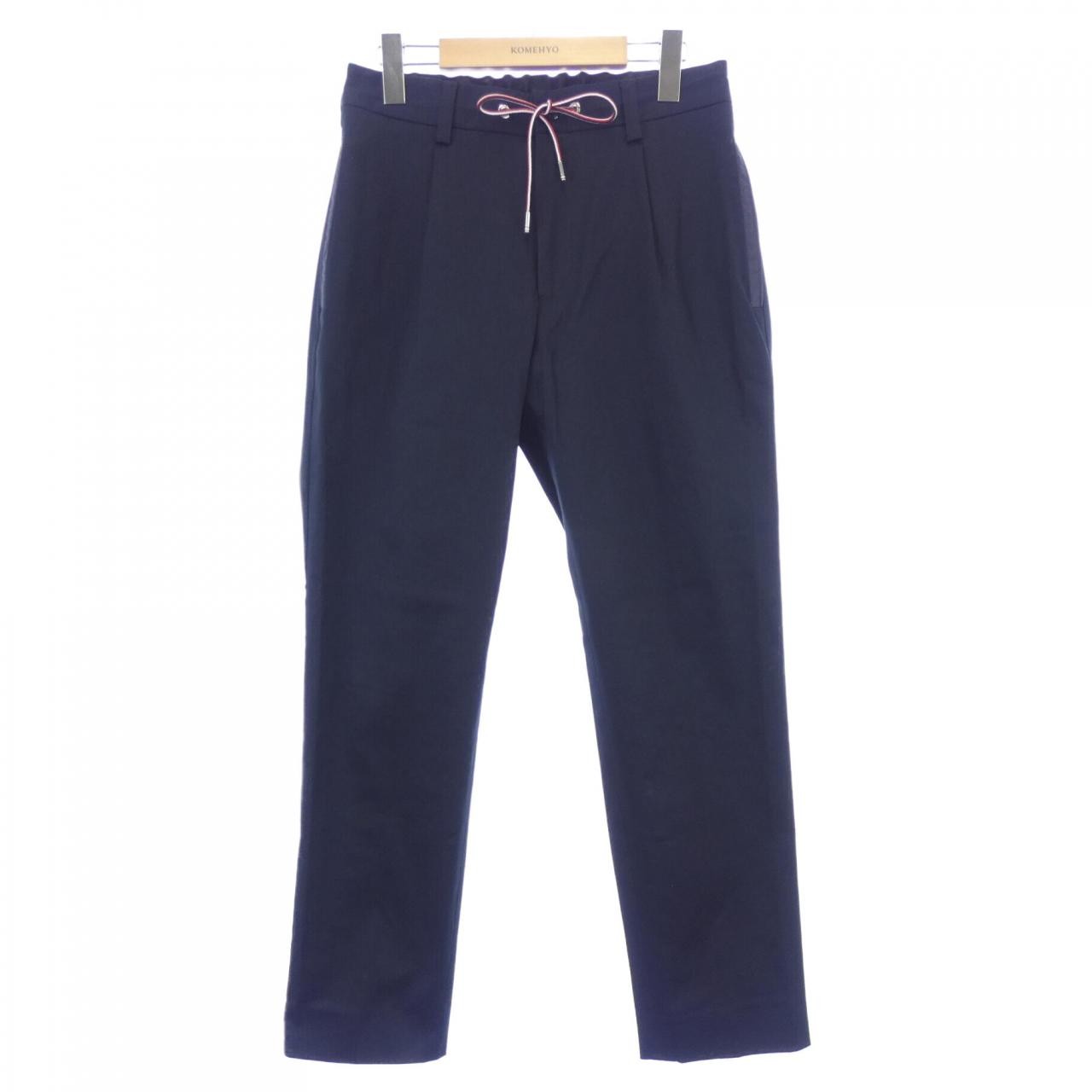 Authentic Moncler pants style 270-004-030-7456