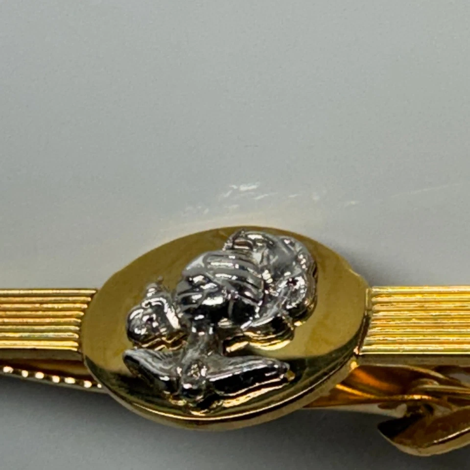 Clip de corbata vintage de marines tono dorado emblema de perfil elevado Foto 2 de 4