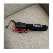 Rode VideoMic On-Camera Shotgun Microphone 3.5mm High-Pass Filter Shock Mount