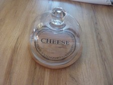 Käseglocke mit Glas Knauf,  Höhe: ca.14cm / 16cm Holzteller mit Käsebeschriftung