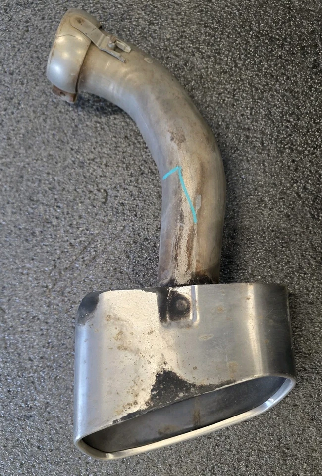2015-2018 Porsche Cayenne 3.6 Left Exhaust Muffler Tip 95811125100 OEM  - Image 3 of 4