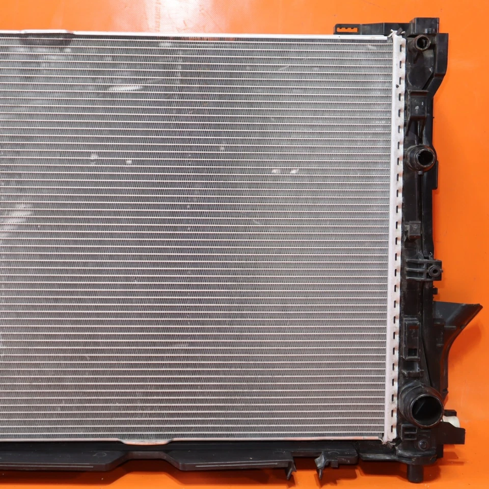 MERCEDES BENZ C300 RADIADOR AIRE ACONDICIONADO CONDENSADOR 2015 2016 2017 2018 A0995001354 OEM Foto 3 de 4