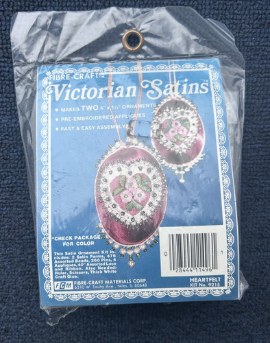 Vintage Beaded Push Pin Craft Kit Fibre-Craft Victorian Satins 9215 - Open Box