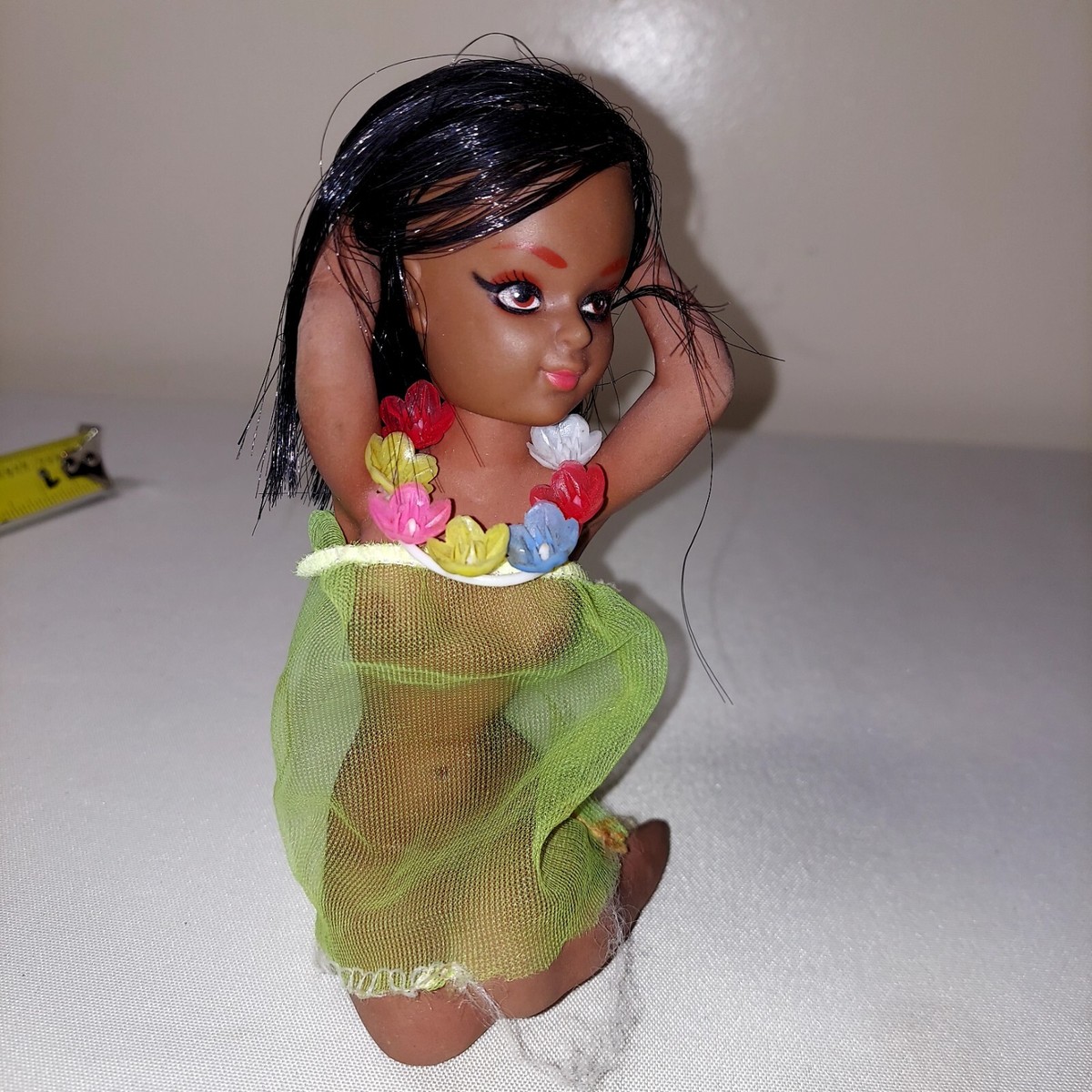 Vintage 1960s Hawaiian Hula Girl Tiki Doll Hong Kong nude squeaker