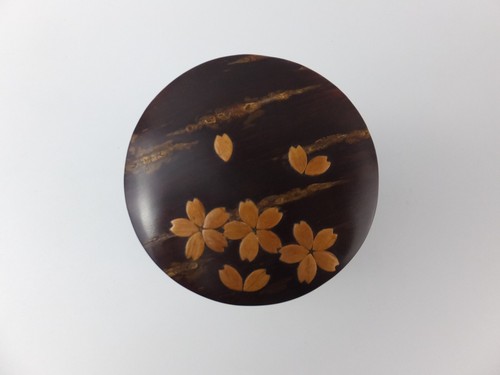 Japón Kakunodate Denshiro bote de té de cuero (longitud media) con flores - Imagen 5 de 8