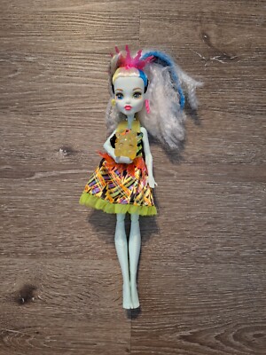 Monster High Doll- Electrified High Voltage Frankie- 2008 Mattel 