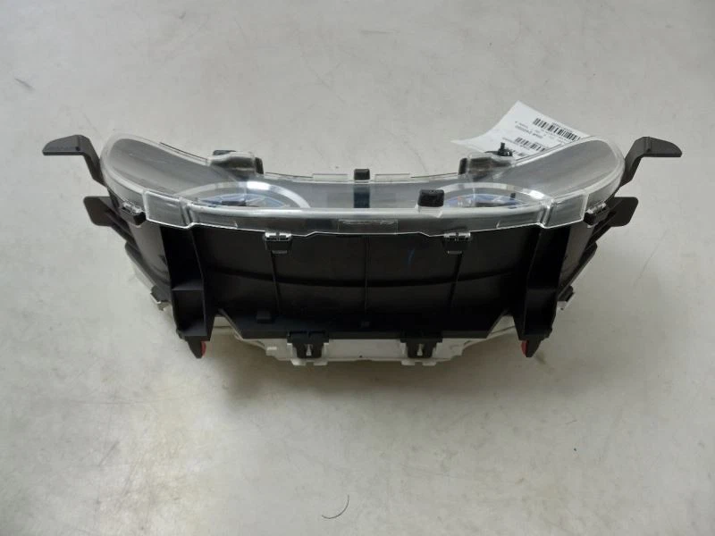 Toyota Corolla SE 2017 1,8 L tracción delantera al velocímetro conjunto de cuadro de instrumentos Foto 3 de 4