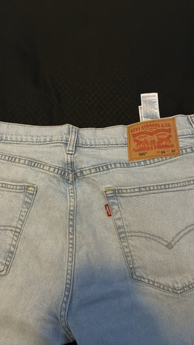 Levi's Men's Light Blue Straight Fit Light Wash Denim Jeans 5-Pocket Button